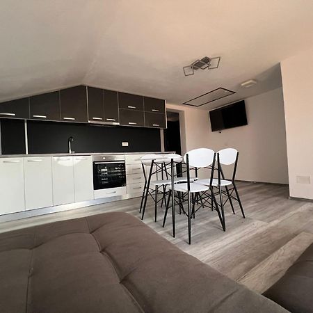 Apartament Casa Dragoeni Targu Jiu Luaran gambar